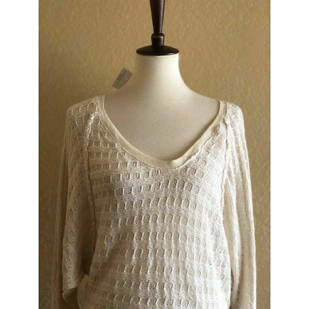 Free people Women's Thien’s Hacci Sweater Top - Picture 2 of 9